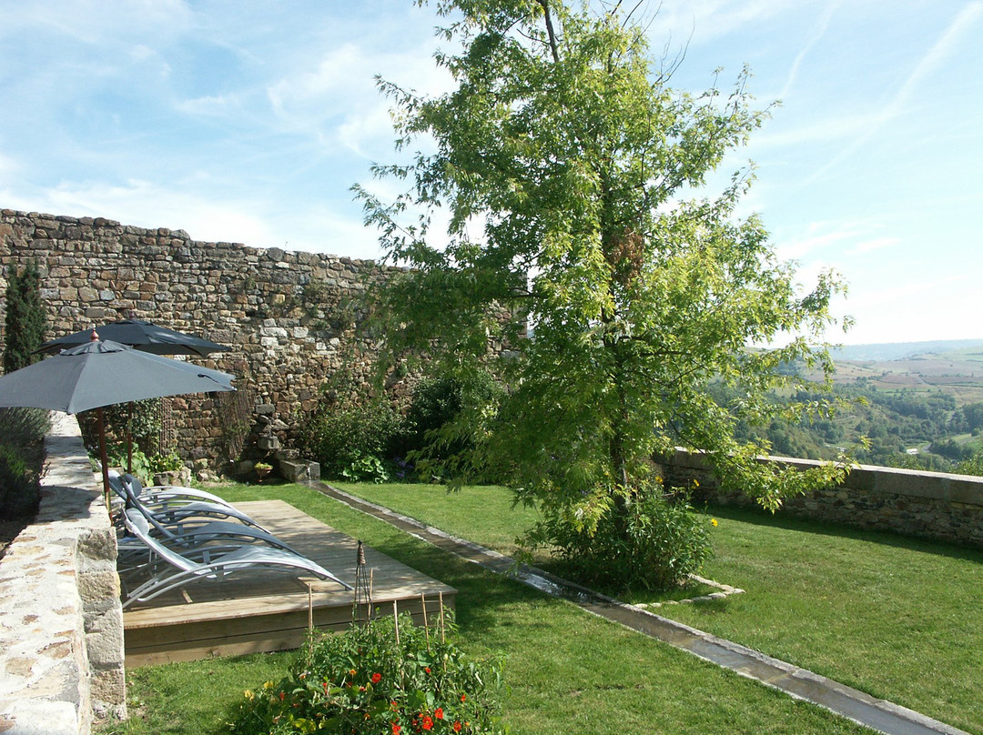 Le Chastel Montaigu主图