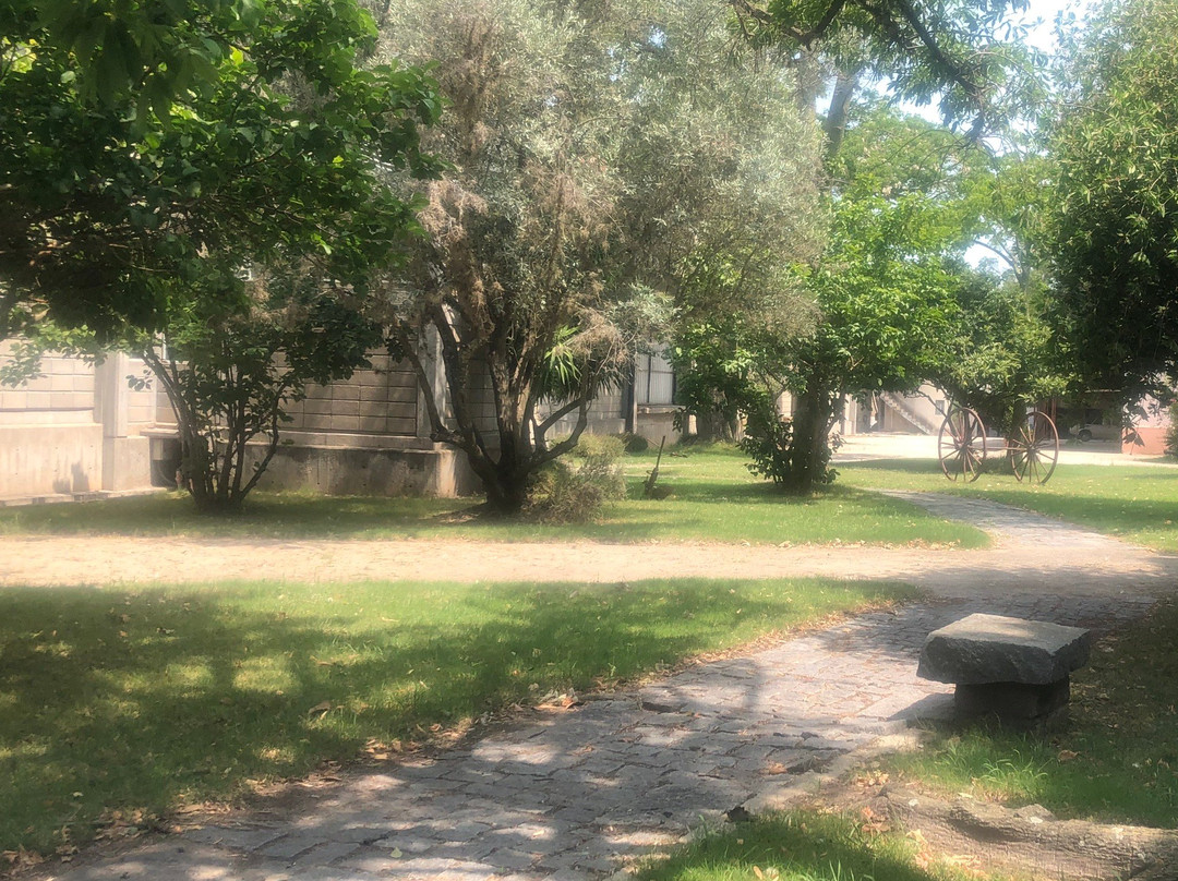 Bodega Familia Irurtia-Carmelo必去景点