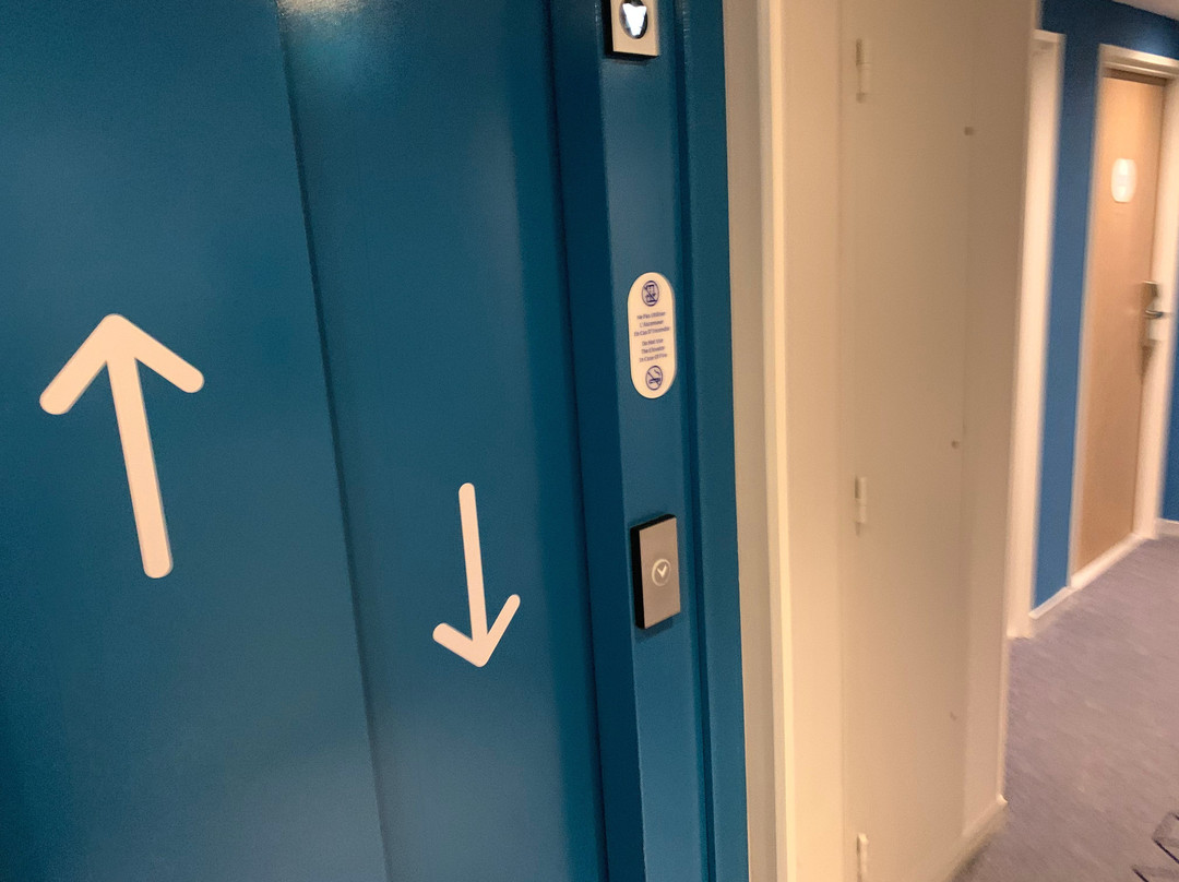 Holiday Inn Express Bordeaux Lormont主图