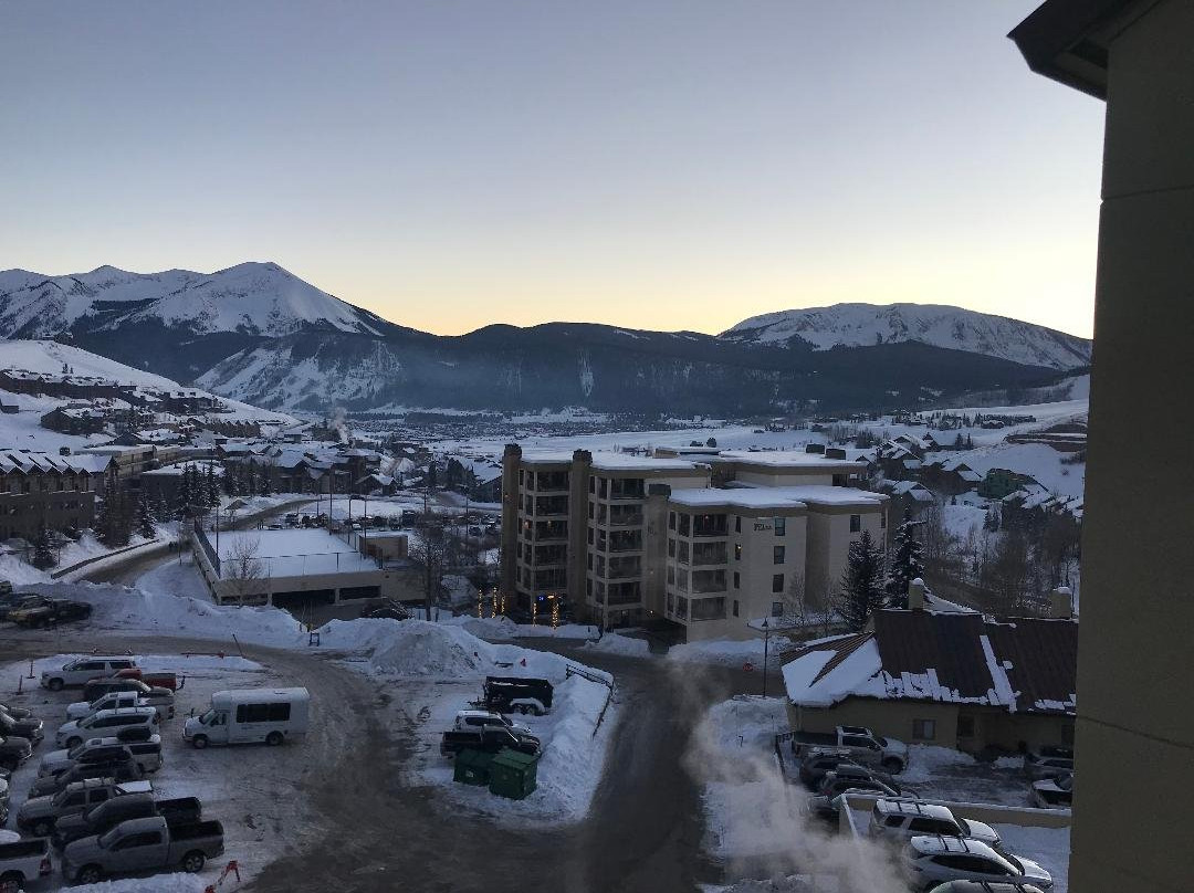 Elevation Hotel & Spa主图