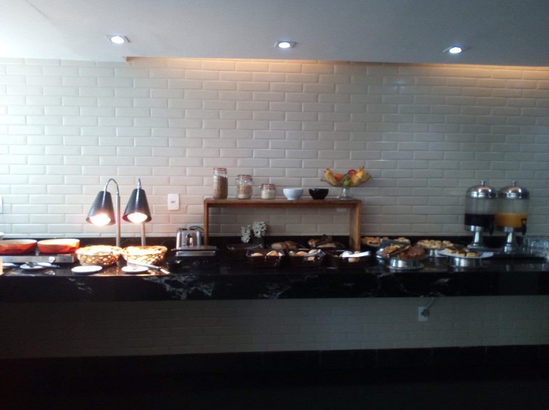 Victory Suites Hotel主图