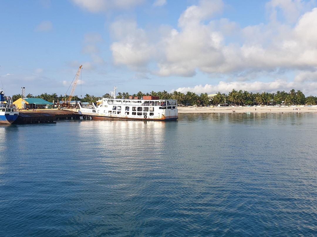 菲海滩俱乐部站酒店 主图