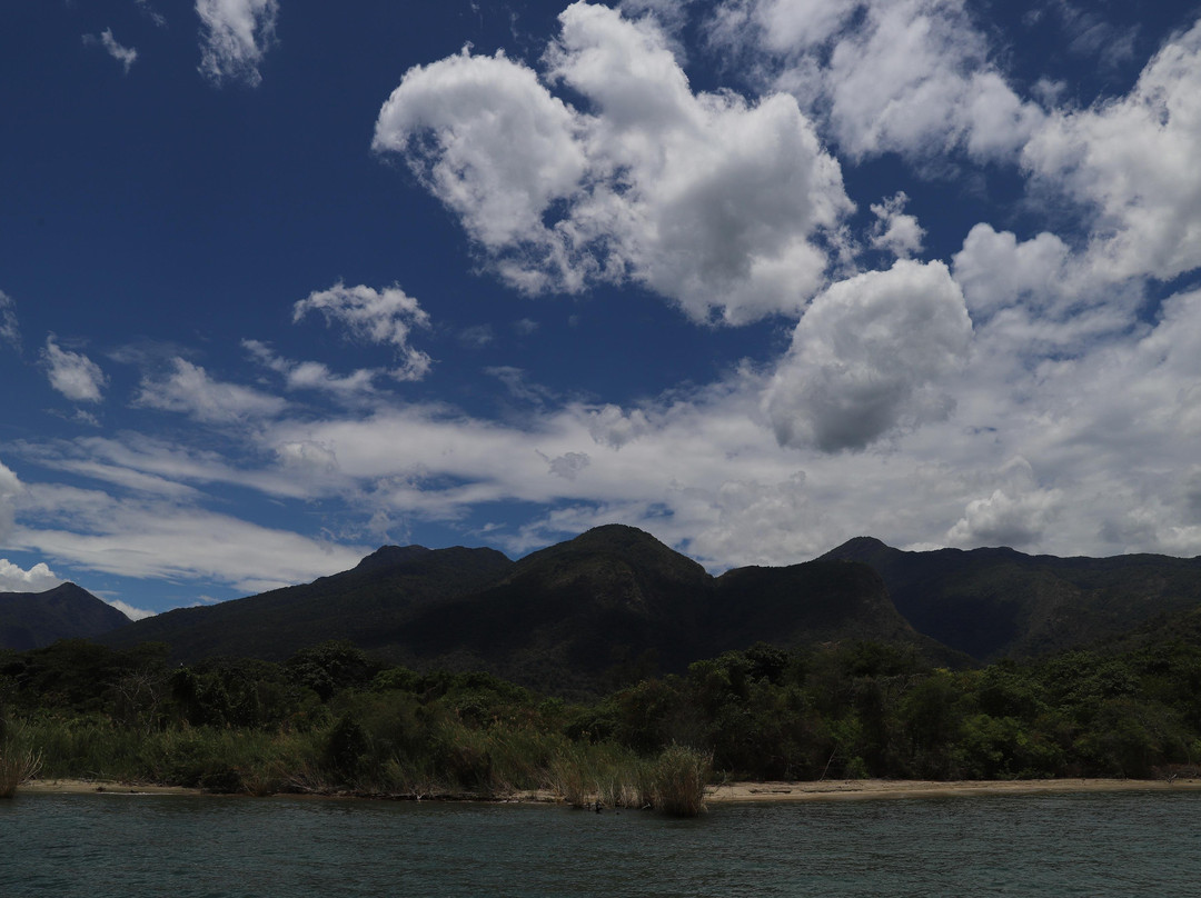 WE CAB TOURS & SAFARIS-Kigoma必去景点