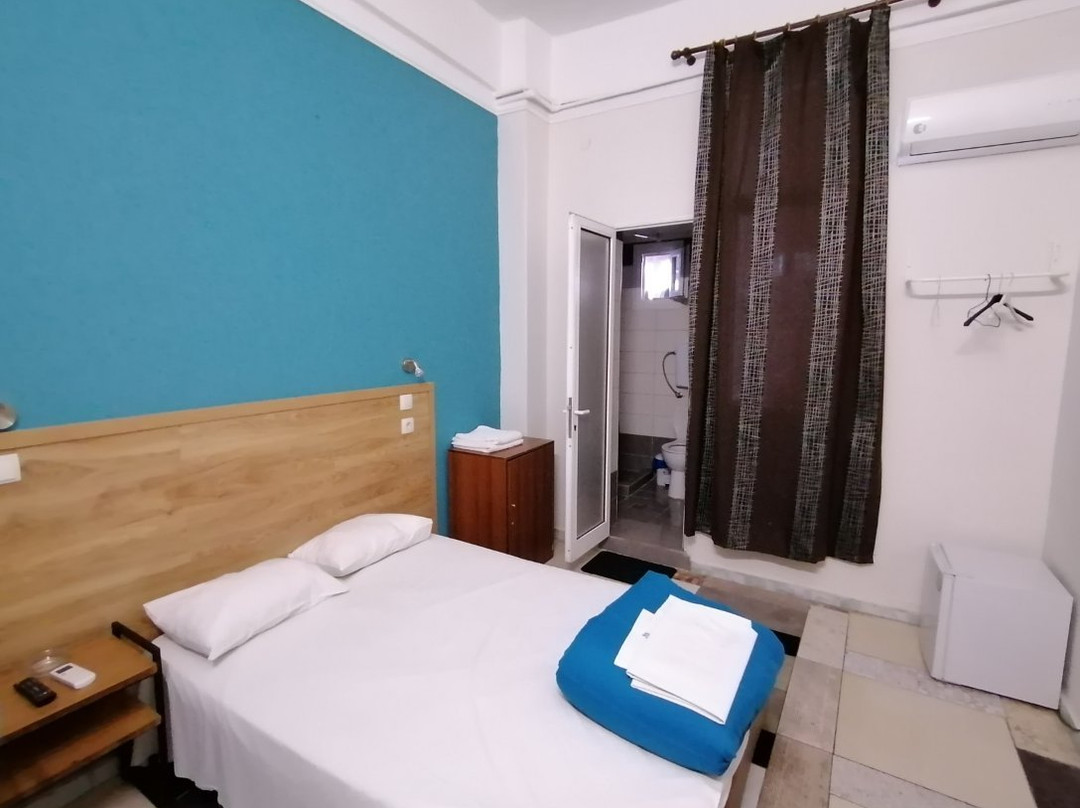 卡斯托里亚酒店主图