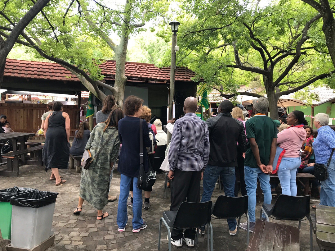 Bryanston Market景点图片