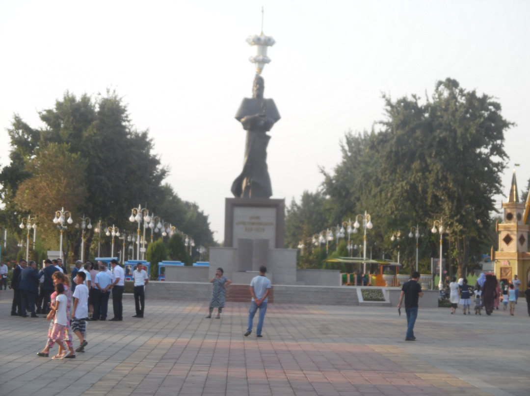 Ferdowsi Statue-杜尚别必去景点