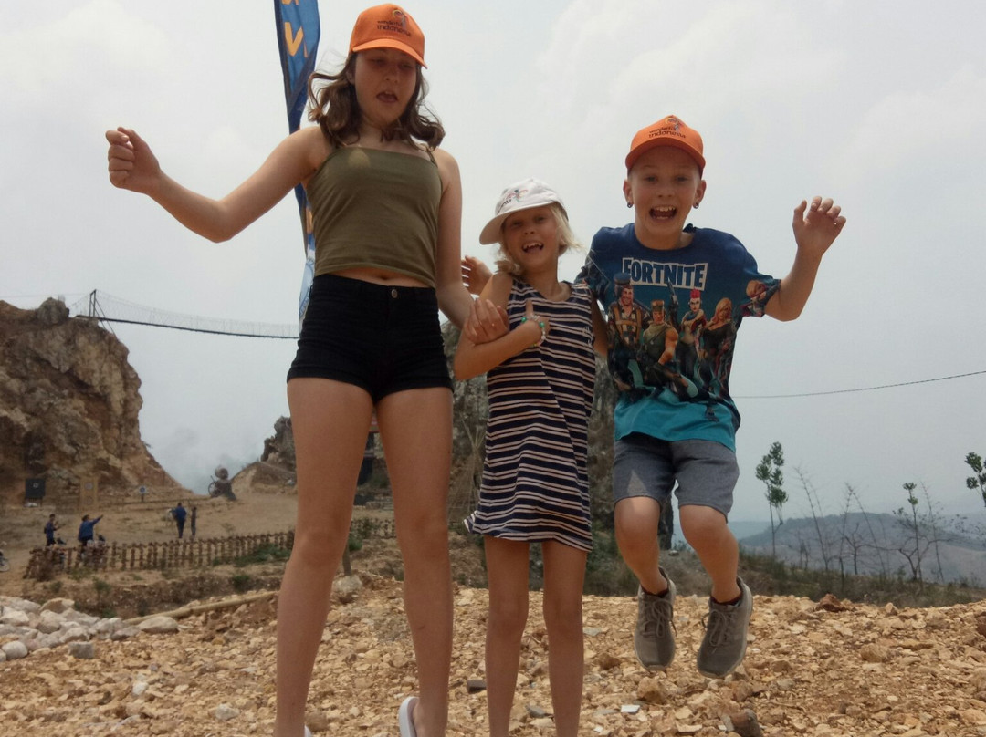 Stone Garden Citatah-万隆必去景点