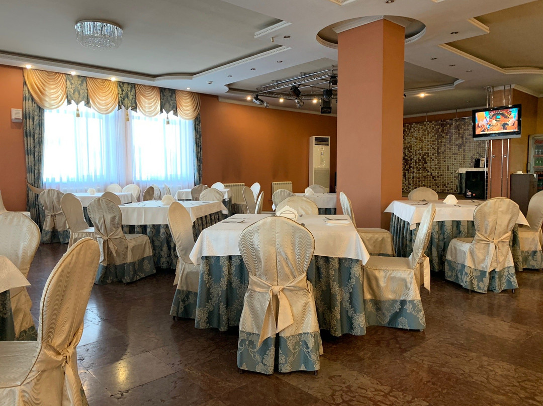 Druzhba Hotel主图