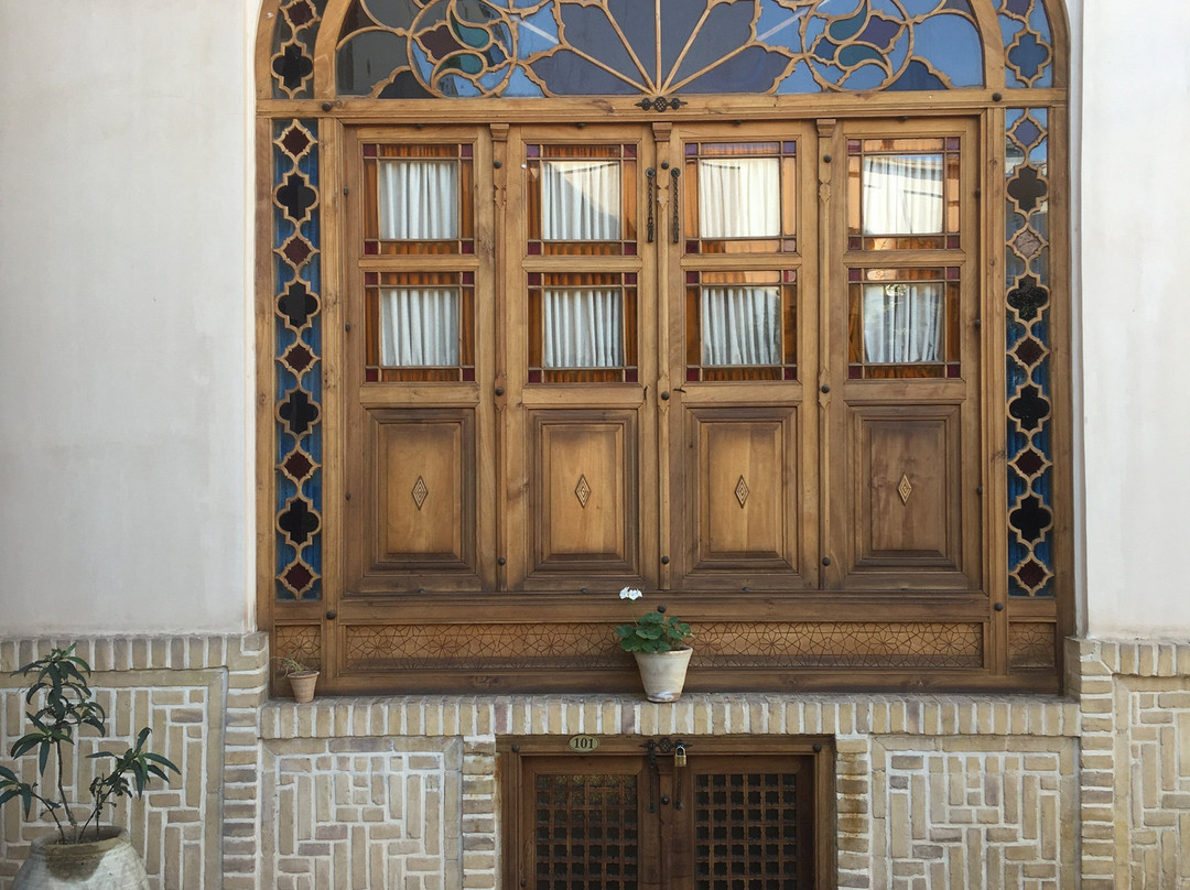 Morshedi House主图