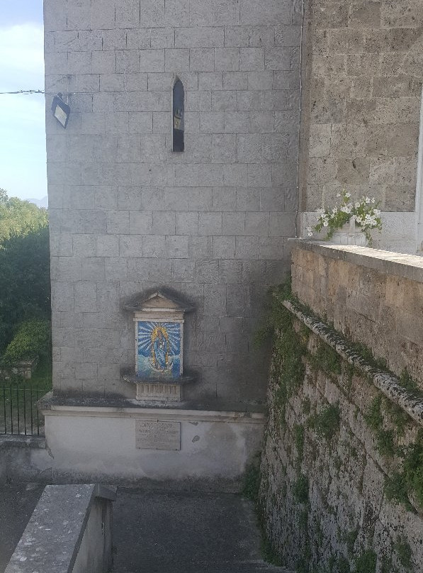 Basilica di San Bartolomeo-Pontecorvo必去景点