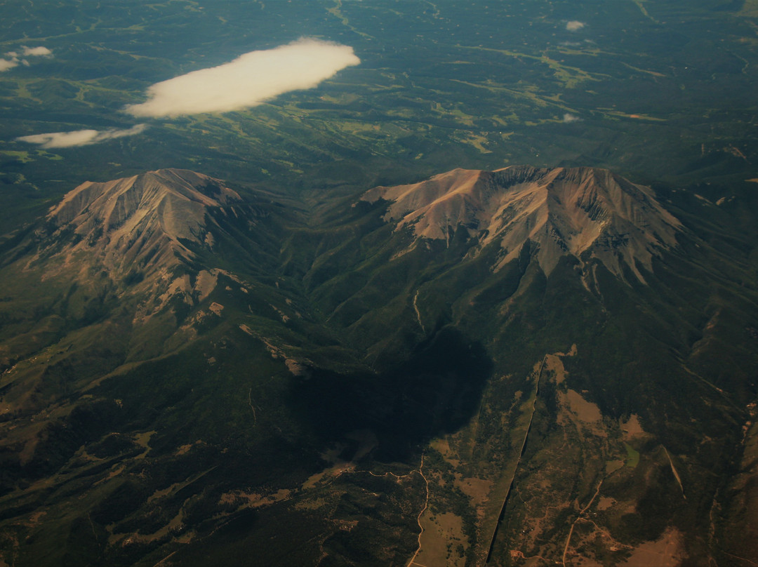 Spanish Peaks Wilderness景点图片