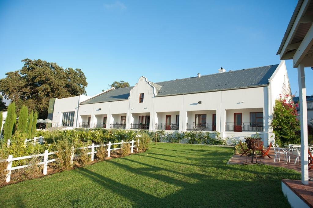 Val Du Charron Wine & Leisure Estate主图