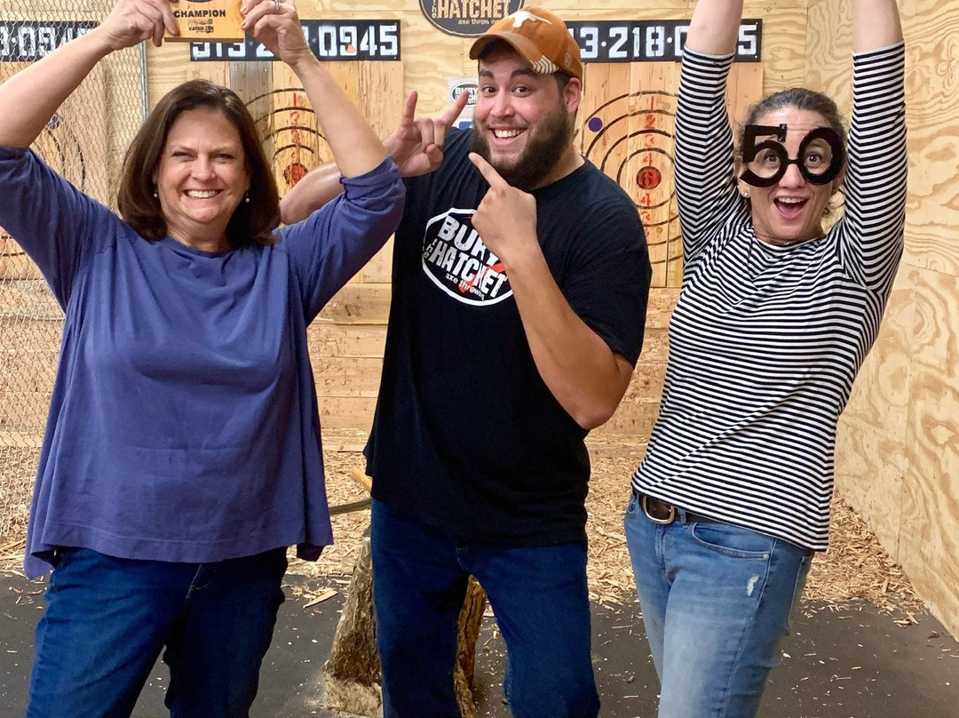 Bury the Hatchet-欧弗兰帕克必去景点