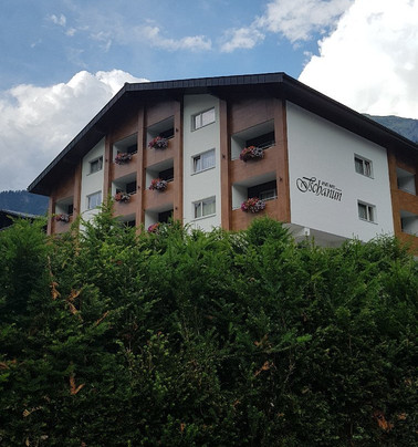 Aparthotel Tschanun主图