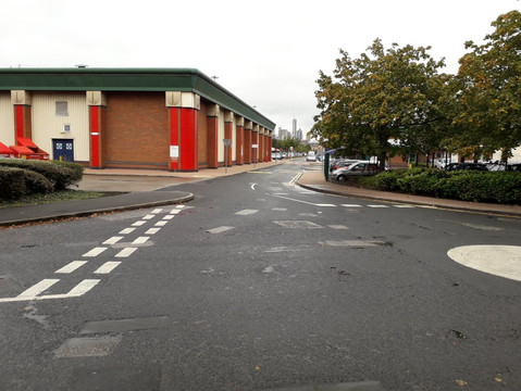 Crown Point Shopping Park-利兹必去景点