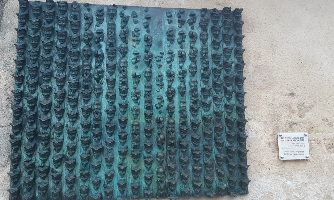 Porte des Deux Moulins-拉罗谢尔必去景点