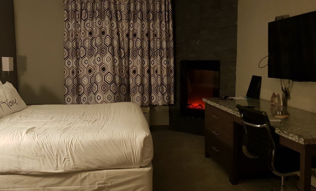 Home Inn & Suites Saskatoon South主图