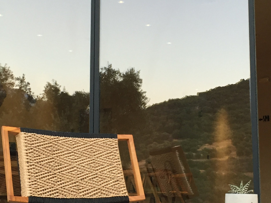 Monastery Estate Retreat主图