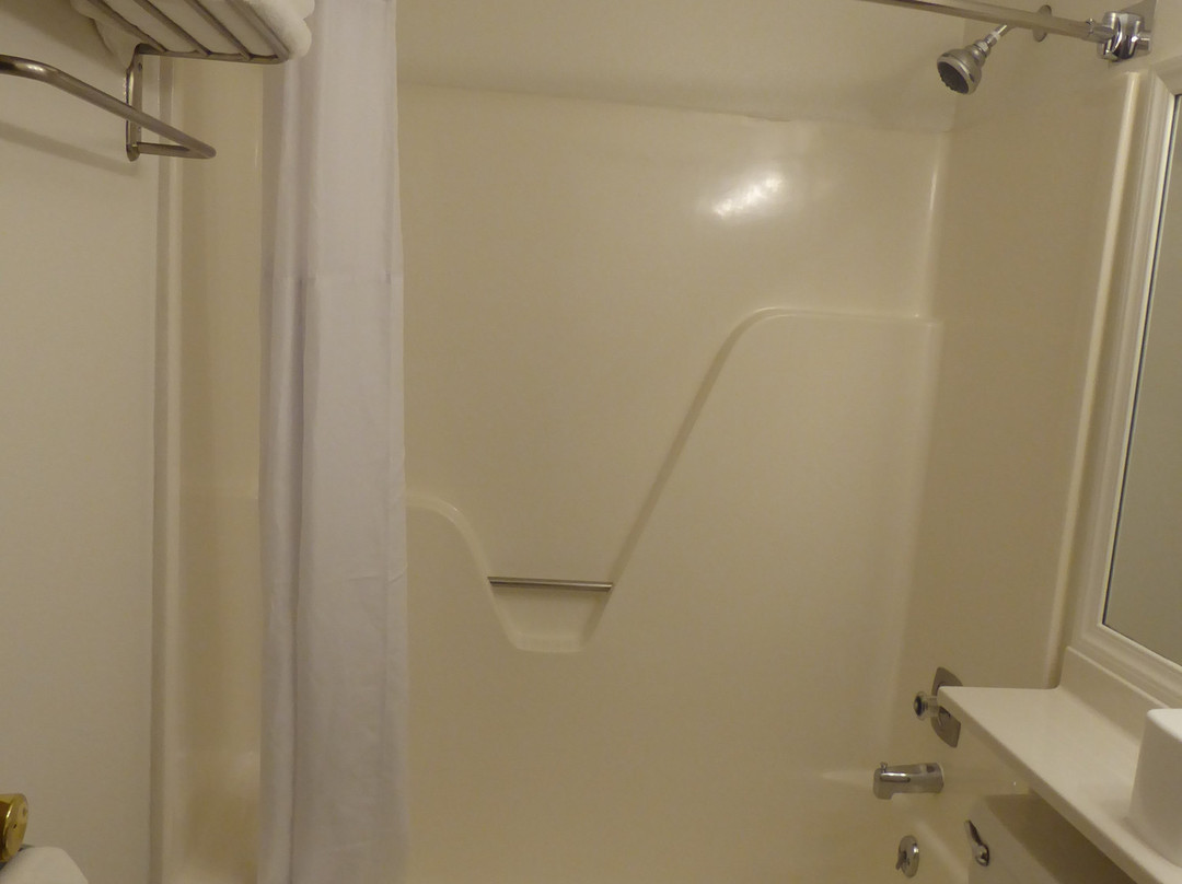 科迪速8酒店主图