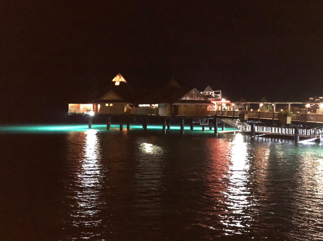 La Bodega del Mar-努美阿必去景点