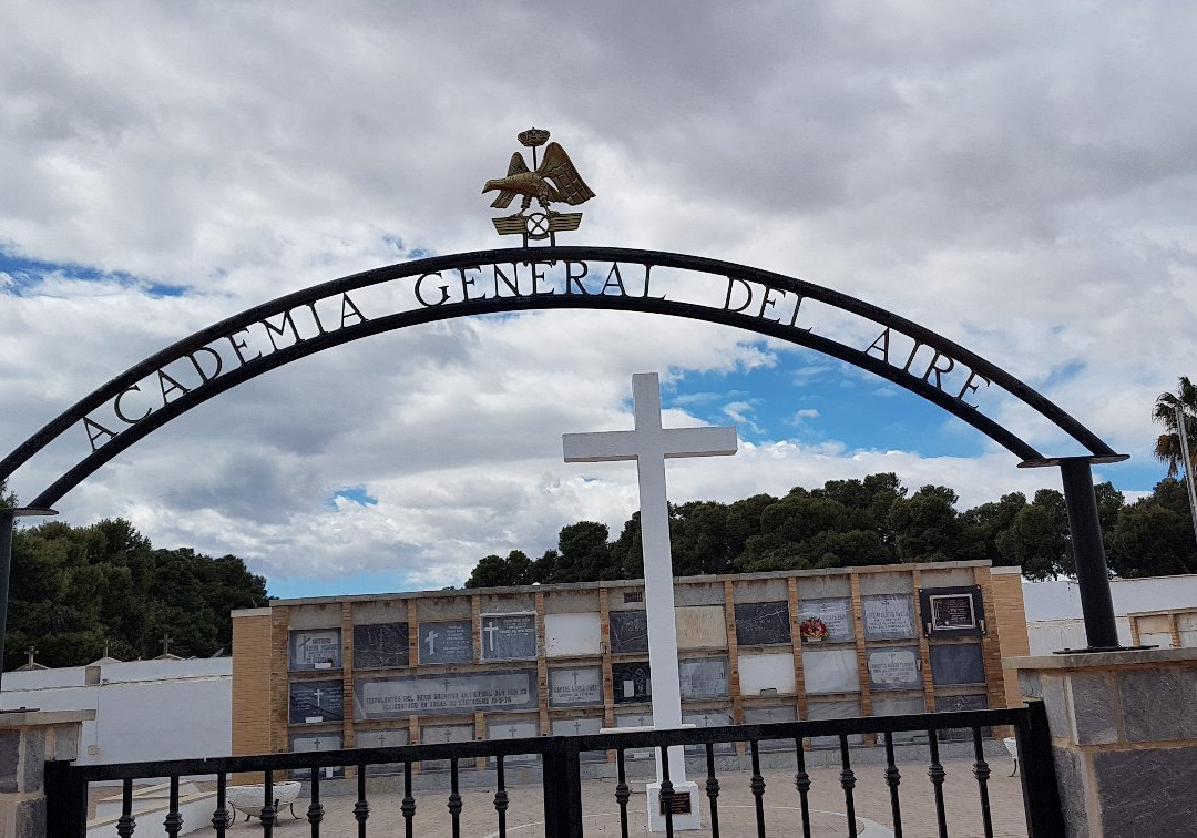 Cementerio de San Javier-圣哈维耶尔必去景点