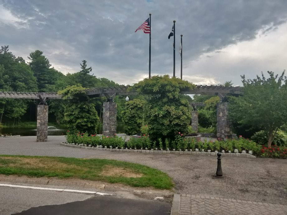Massachusetts Vietnam Veterans Memorial-伍斯特必去景点