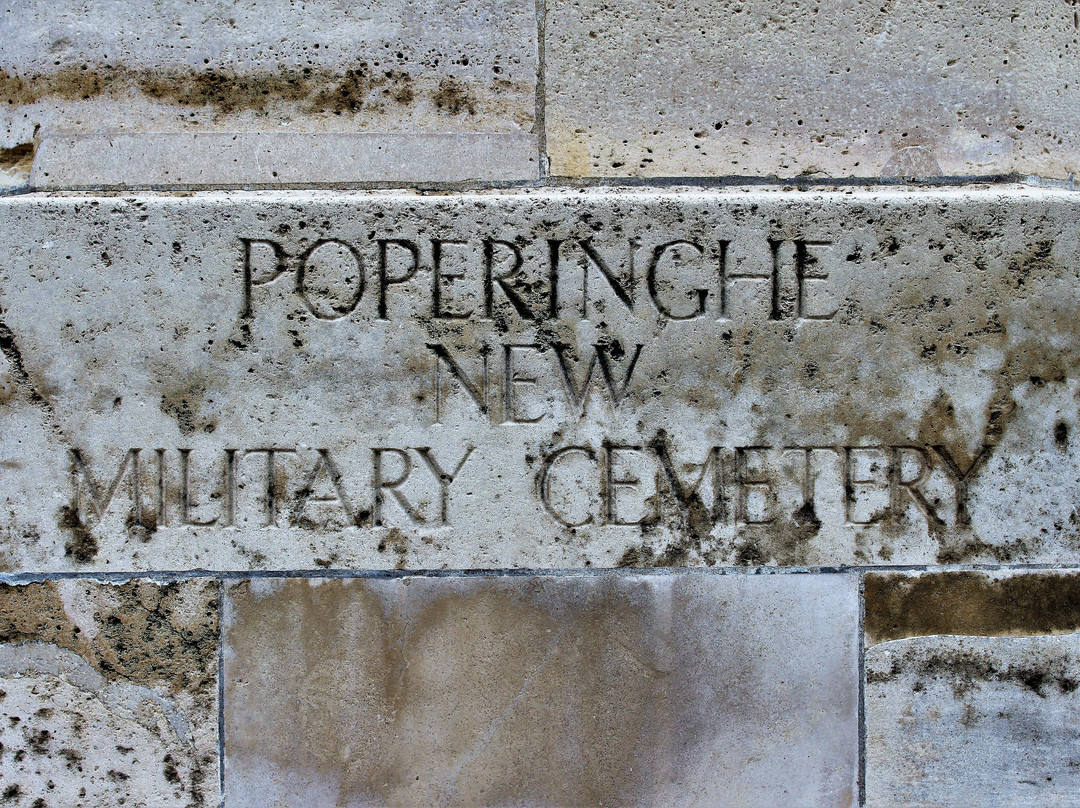 Poperinghe New Military Cemetery景点图片
