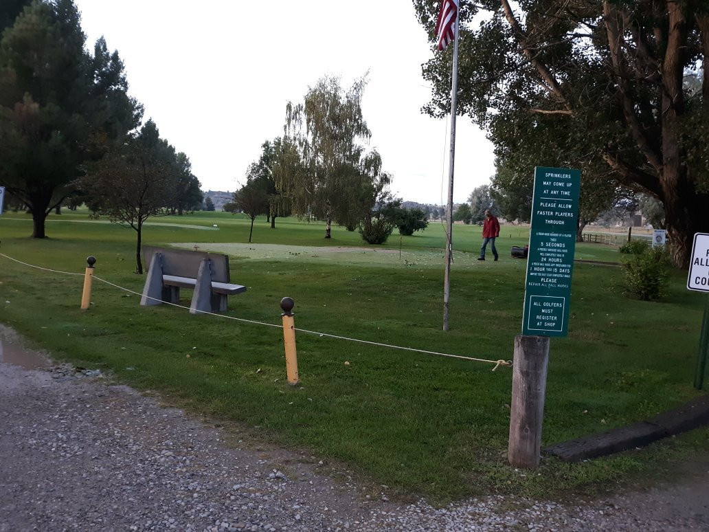 Trail Ruts Golf Course-Guernsey必去景点