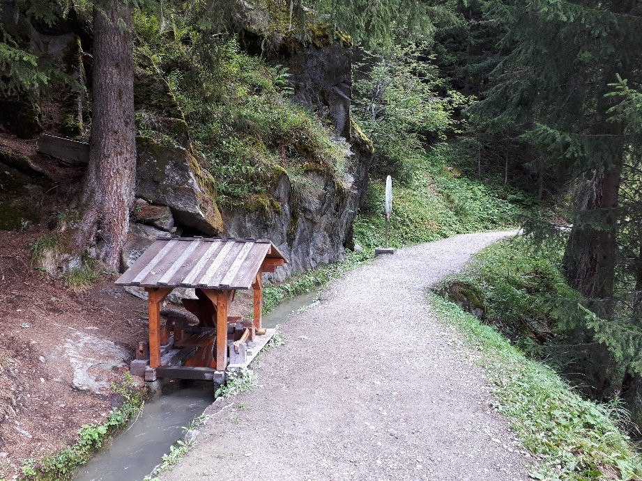 Sentier du bisse du Glacier du Trient-Trient必去景点