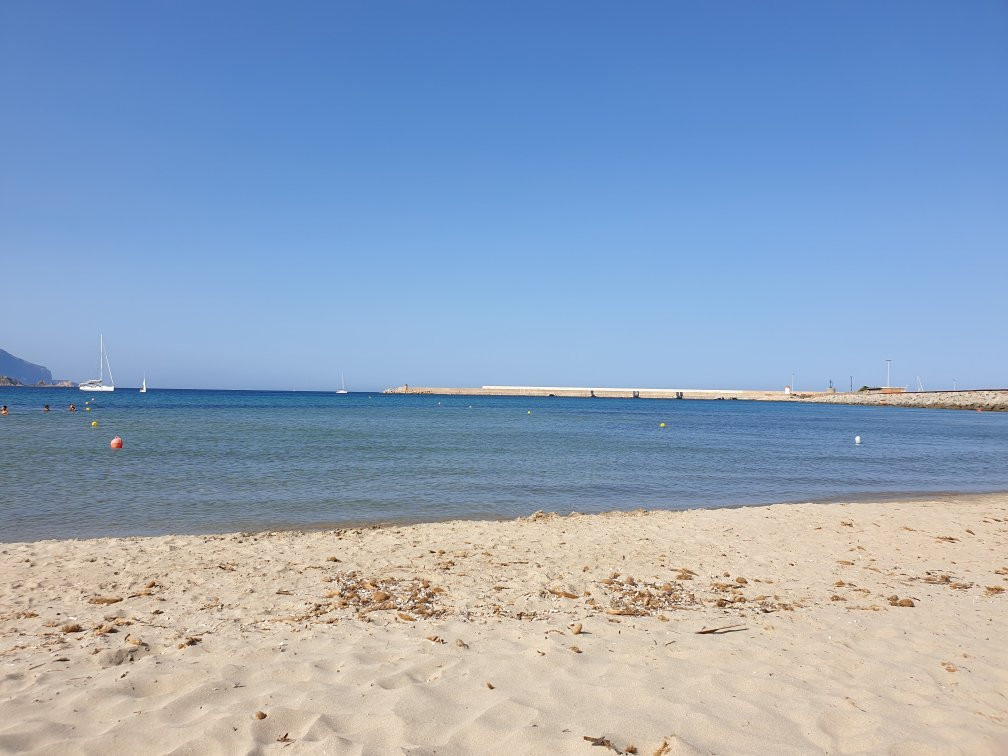 Spiaggia Riva di Ponente景点图片