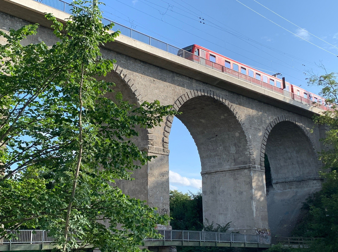 Viadukt Eisenbahnbrücke景点图片