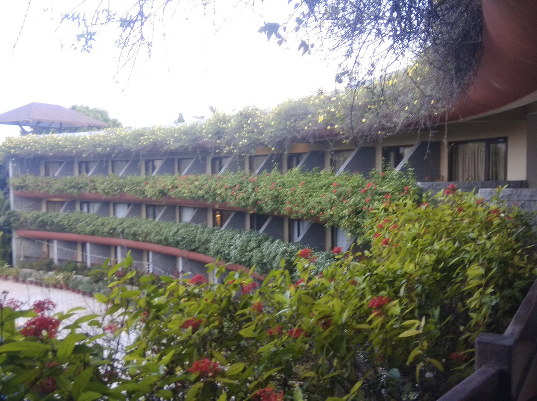 Uday Suites Garden Hotel主图