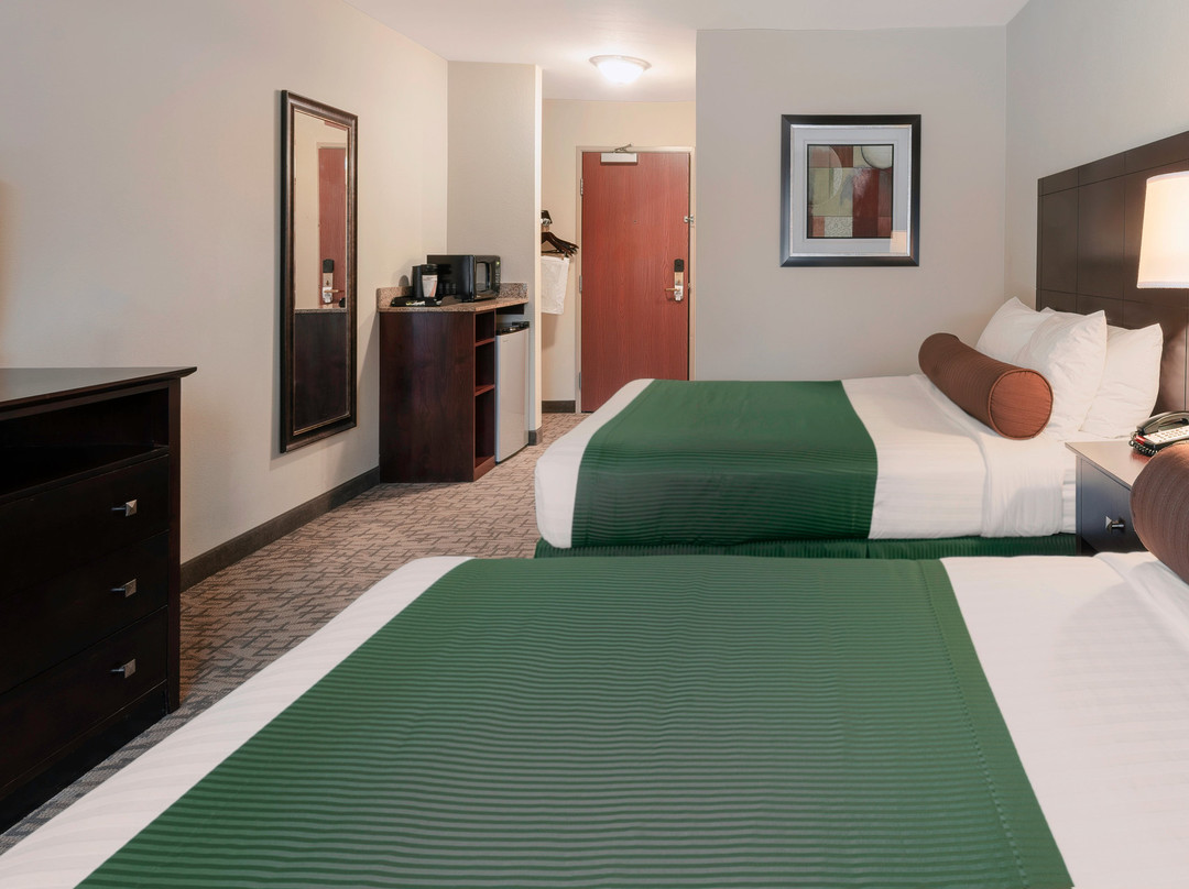 Cobblestone Inn and Suites - Durand主图