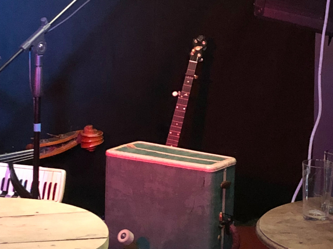The Hyde Tavern景点图片