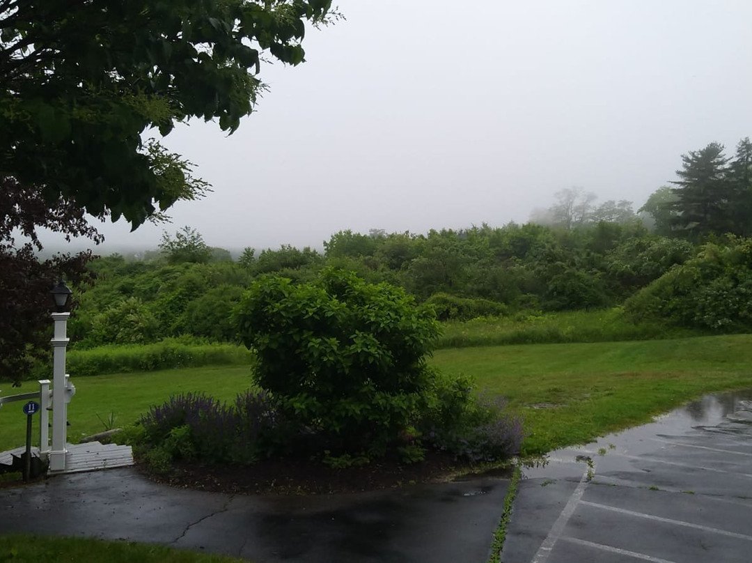 Glen Cove Inn And Suites主图