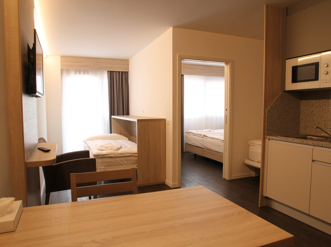 Wego Hotel主图