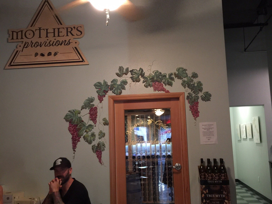 Mother Earth Brew Co.-维斯塔必去景点