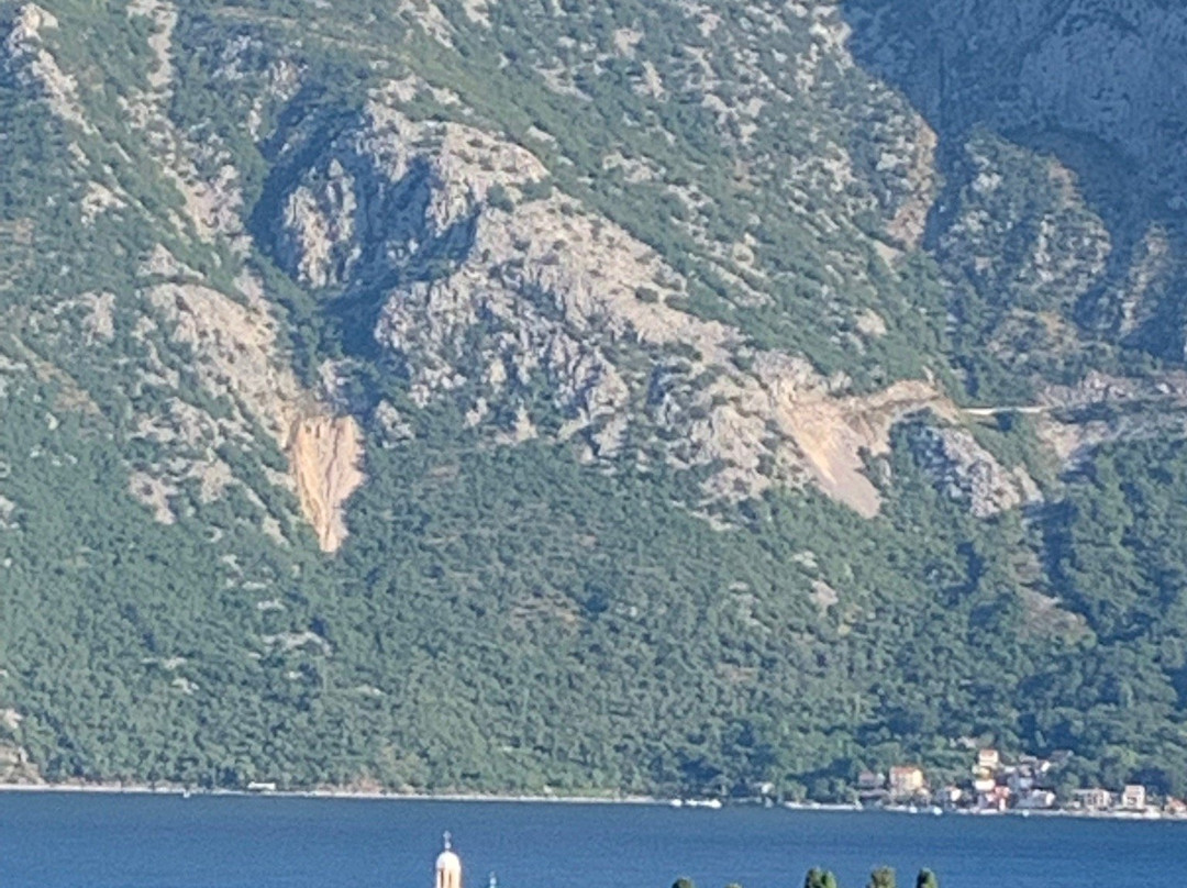 Private Tours Montenegro w/ Ana景点图片