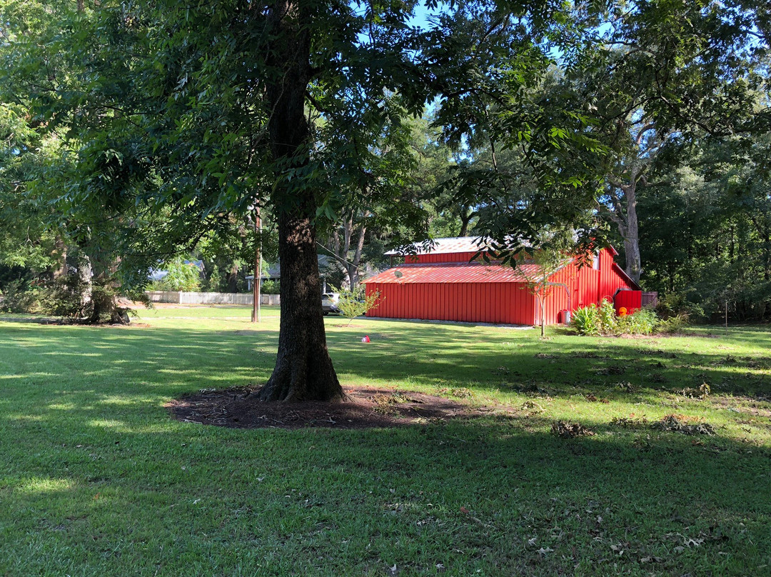 Country Charm Bed and Breakfast主图