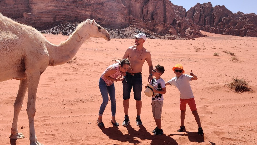 Bedouin Desert Camp主图