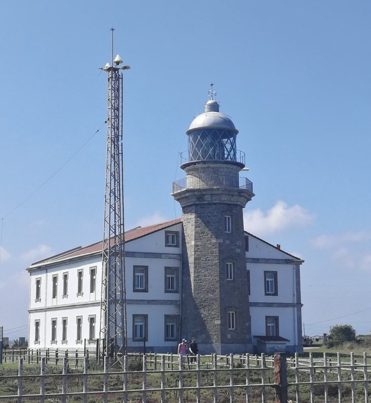 Faro de Cabo Penas景点图片