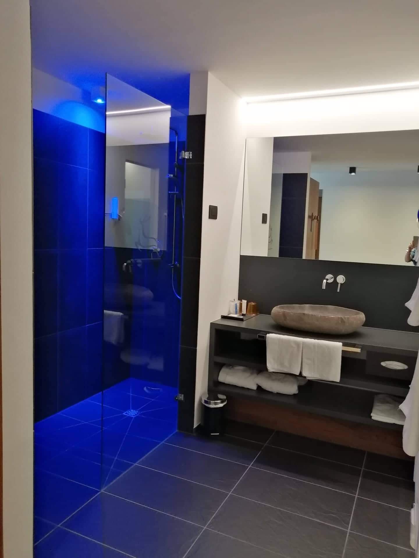 Hotel Conturines In Alta Badia-浴室