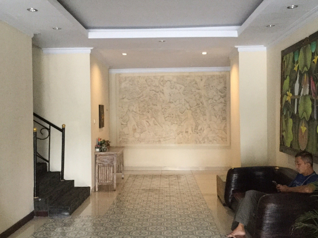 登巴萨普瑞沙伦酒店主图