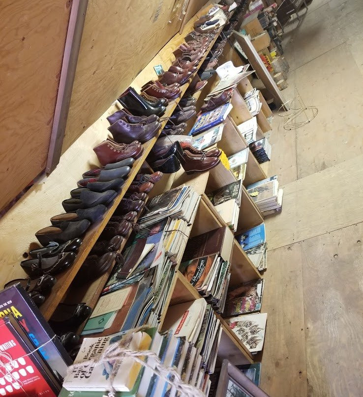 Mirror Vintage-梅里特必去景点