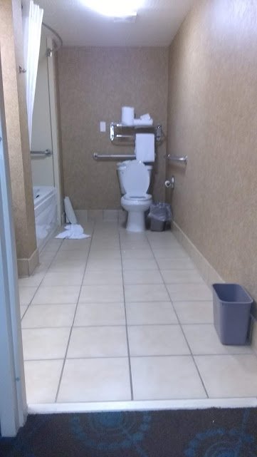 Hampton Inn & Suites Phoenix/goodyear-浴室