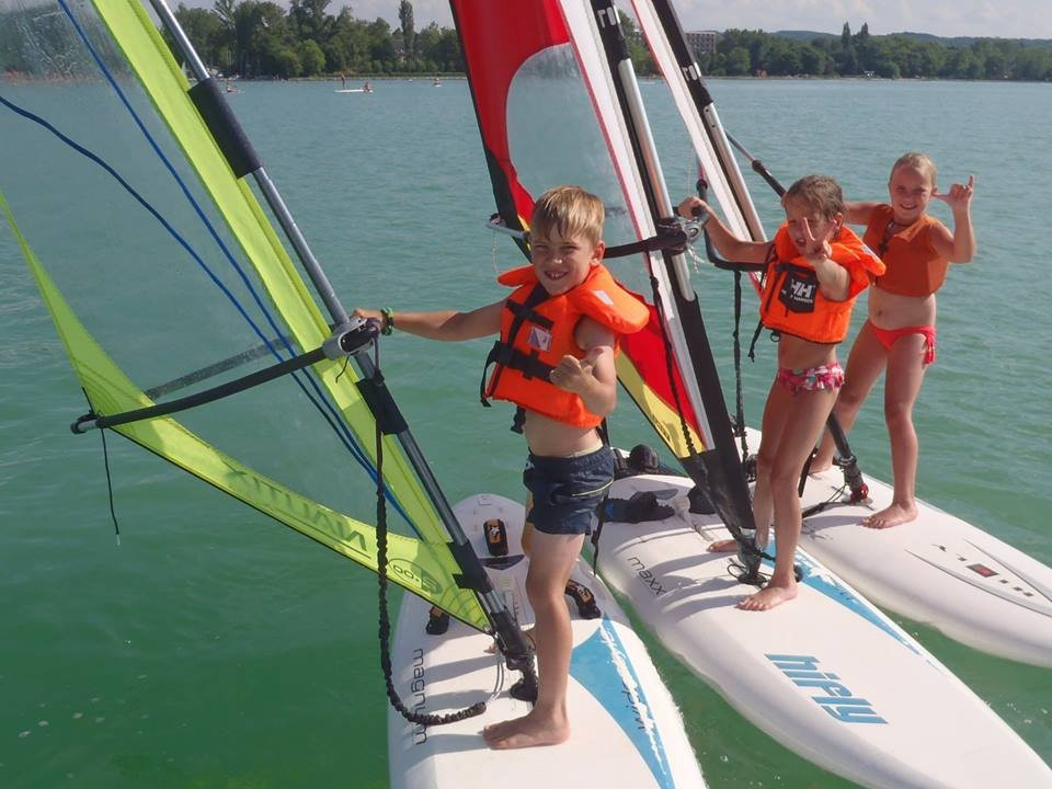 Viharsarok Sailing Center Balatonföldvár景点图片