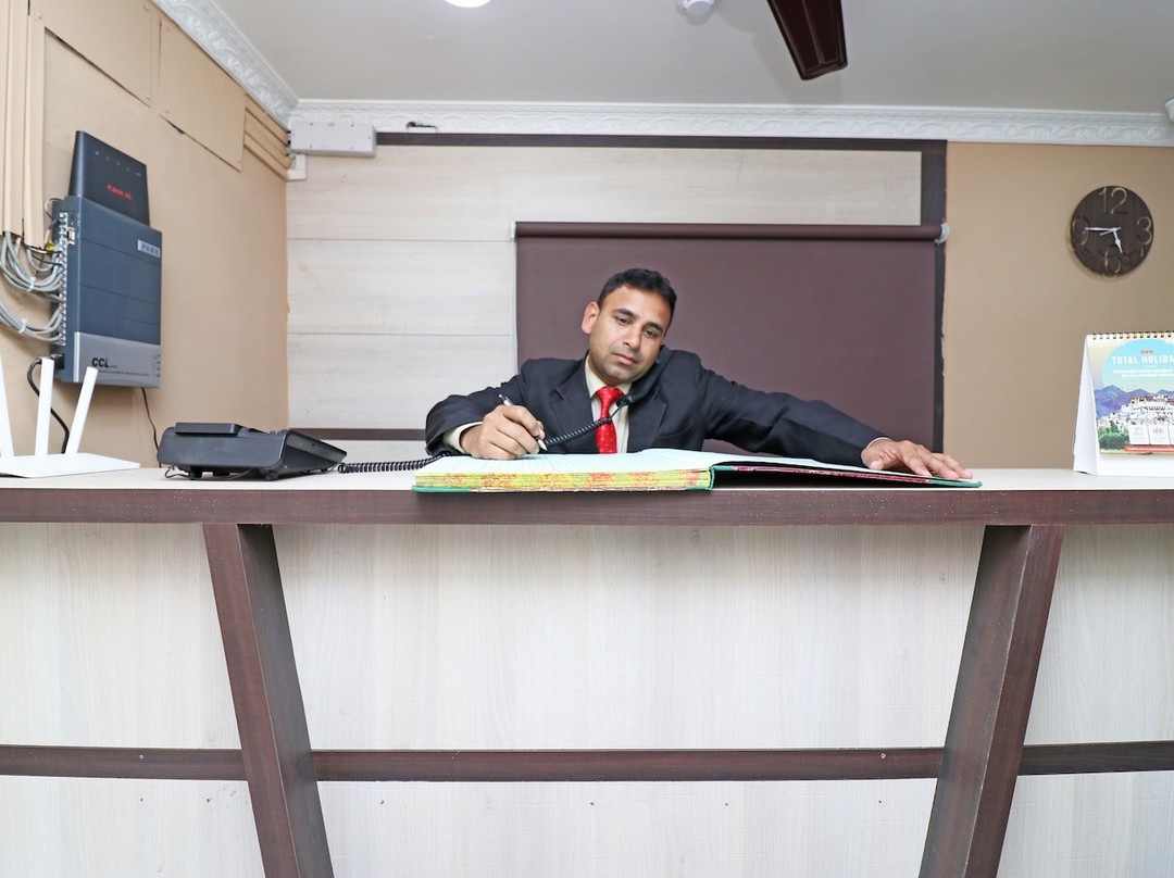 OYO 18546 Badsha Inn主图