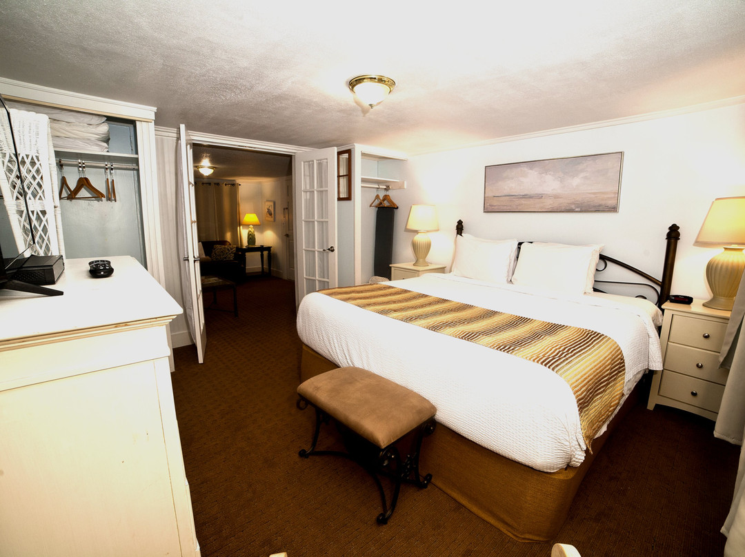 泰碧岛酒店住宿-The Georgianne Inn & Suites