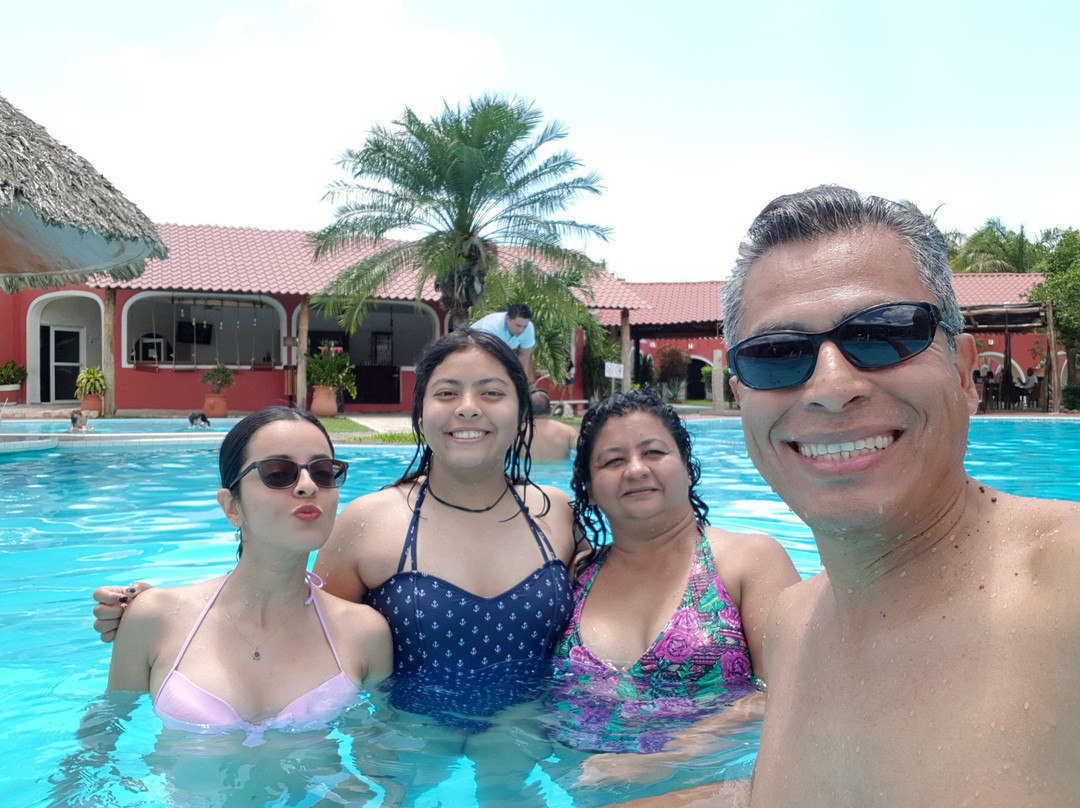 庄园机场酒店主图