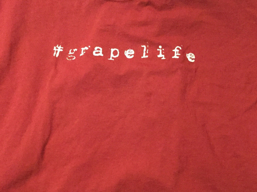 Peace Love Sangria-Saint James必去景点